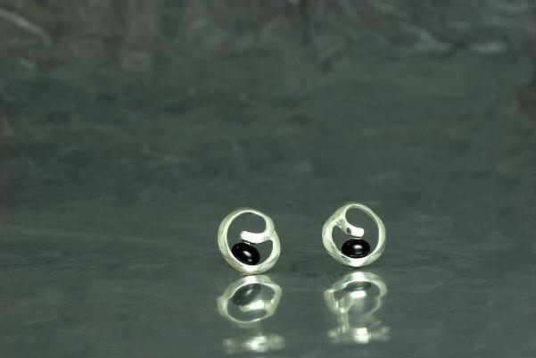 PENDIENTES ARDENTIA PLATA 1º LEY AZABACHE PRESION